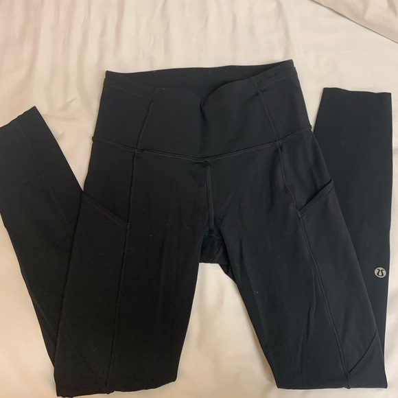 lululemon athletica Pants - LULULEMON LEGGINGS (BLACK)